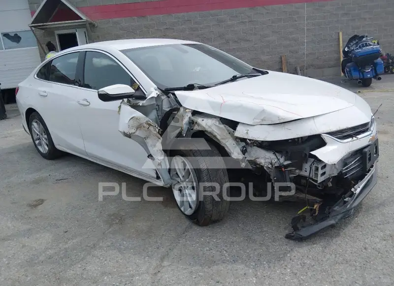 2016 Chevrolet Malibu photo