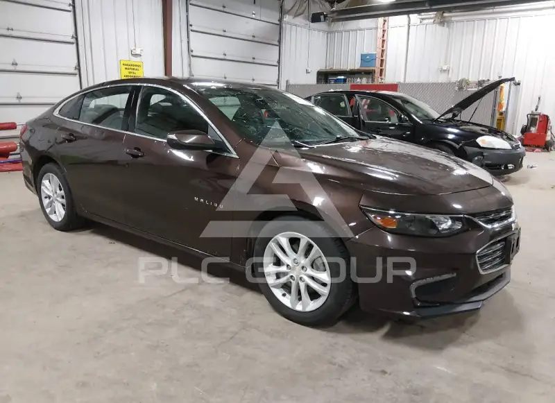 2016 Chevrolet Malibu photo