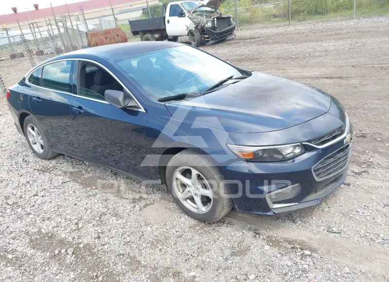 2016 Chevrolet Malibu photo