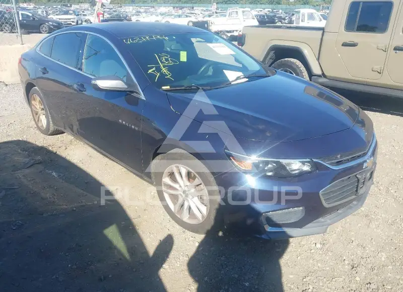 2016 Chevrolet Malibu photo