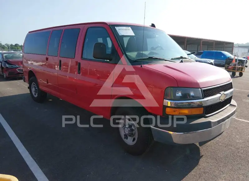 2016 Chevrolet Express photo