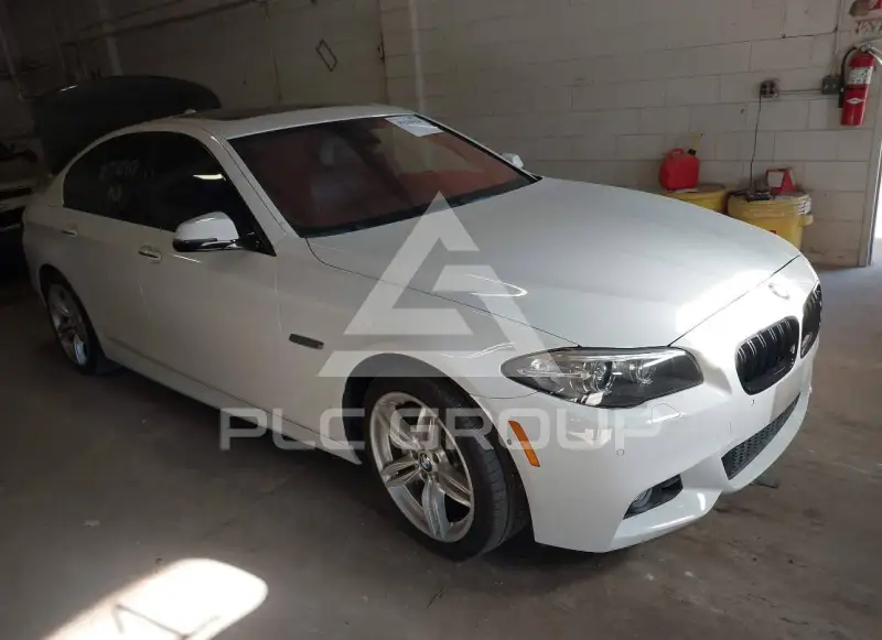 2016 BMW 550 фото