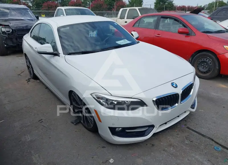 2016 BMW 228 photo