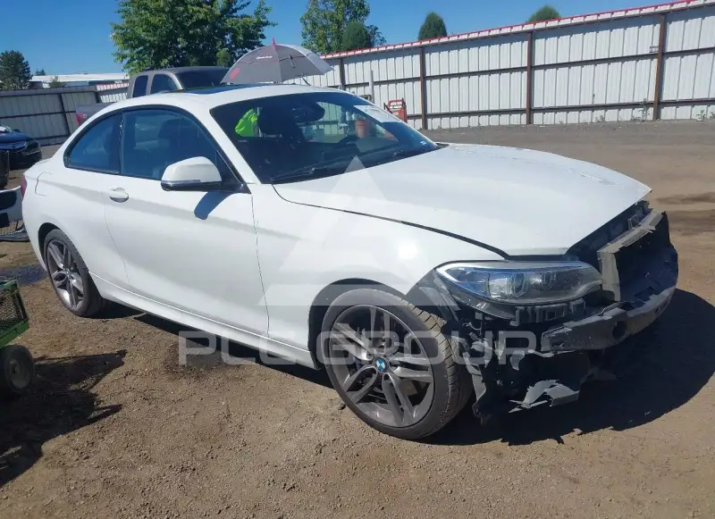 2016 BMW 228 photo