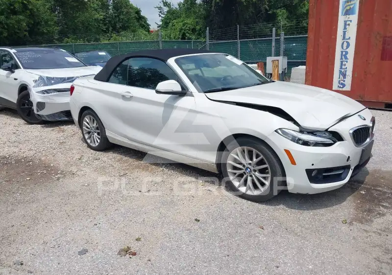 2016 BMW 228 фото