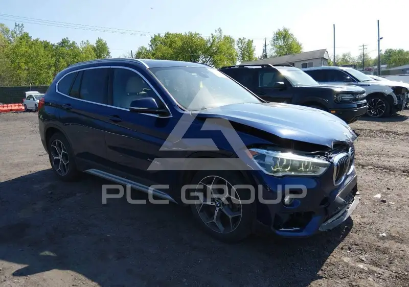 2016 BMW X1 photo