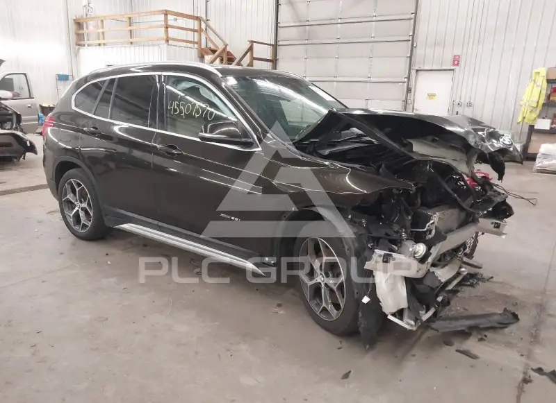 2016 BMW X1 photo
