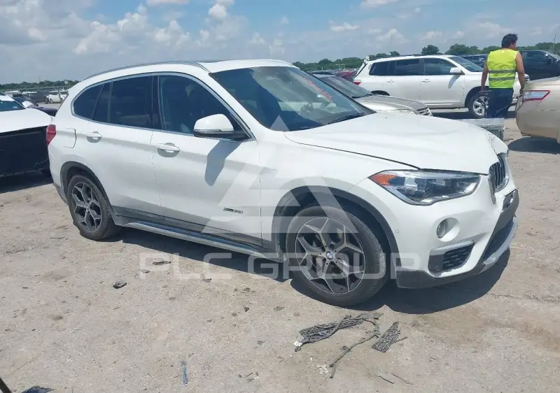 2016 BMW X1 фото