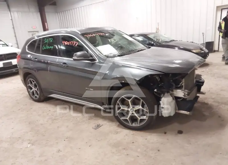 2016 BMW X1 photo