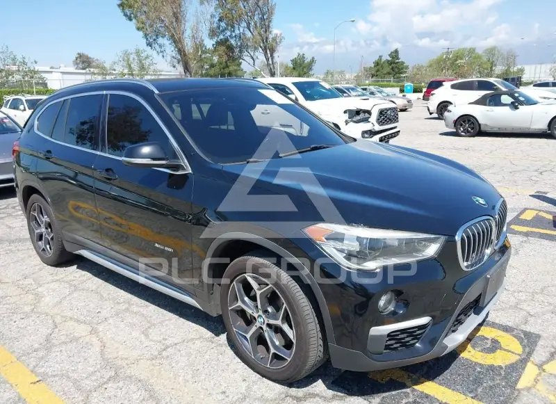 2016 BMW X1 фото