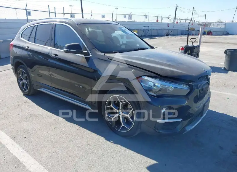 2016 BMW X1 photo