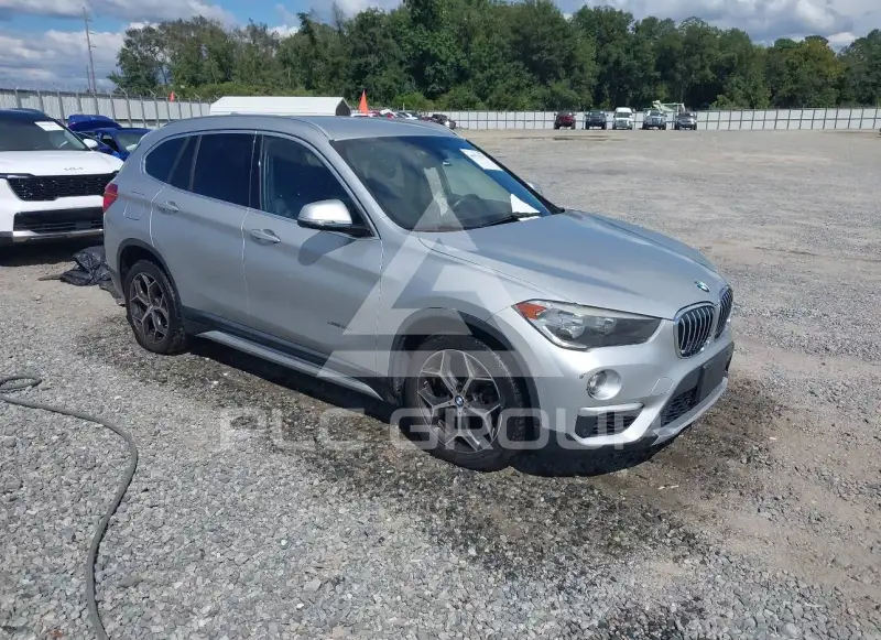 2016 BMW X1 фото