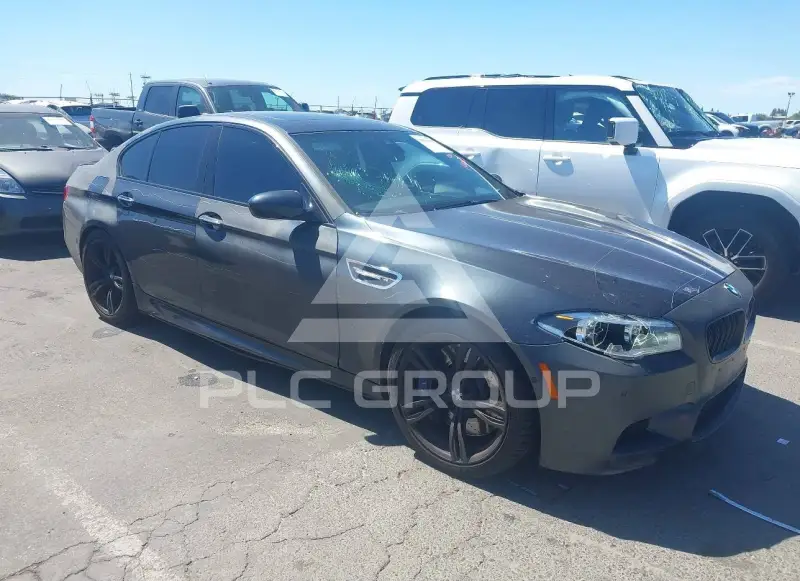 2016 BMW M5 photo