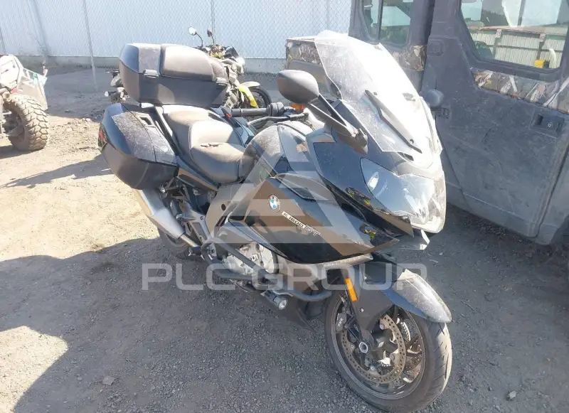 2016 BMW K1600 photo