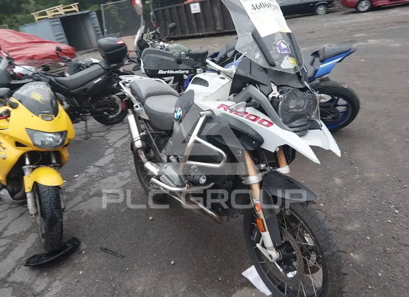 2016 BMW R1200 photo