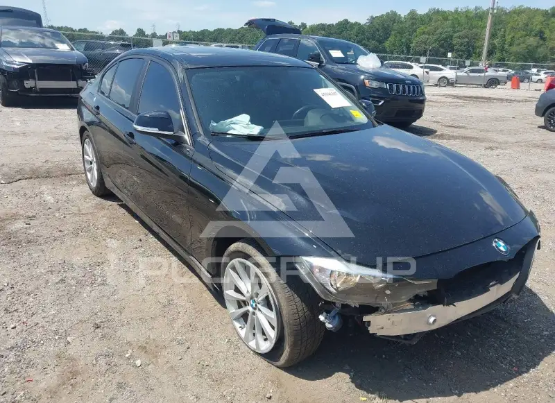 2016 BMW 320 photo