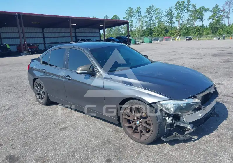 2016 BMW 320 photo