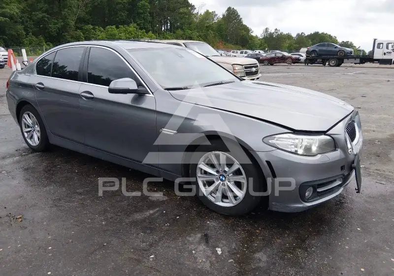 2016 BMW 528 фото