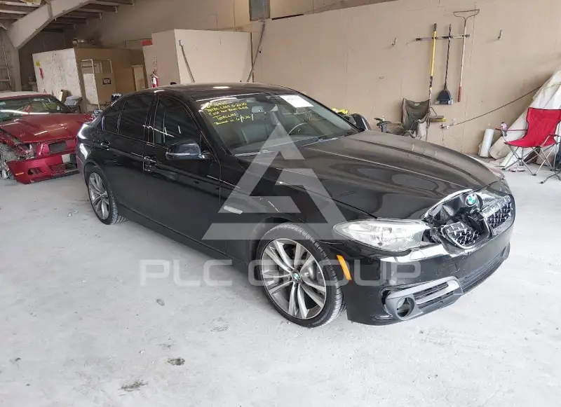 2016 BMW 528 photo