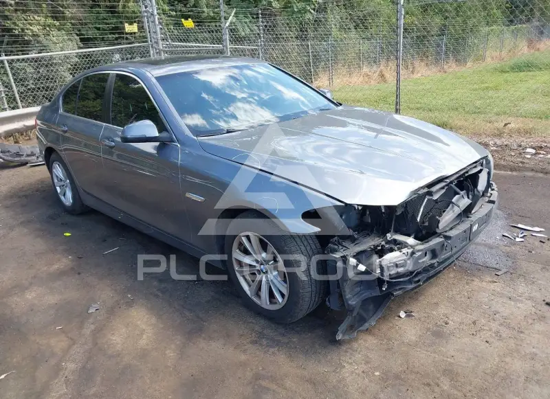 2016 BMW 528 фото