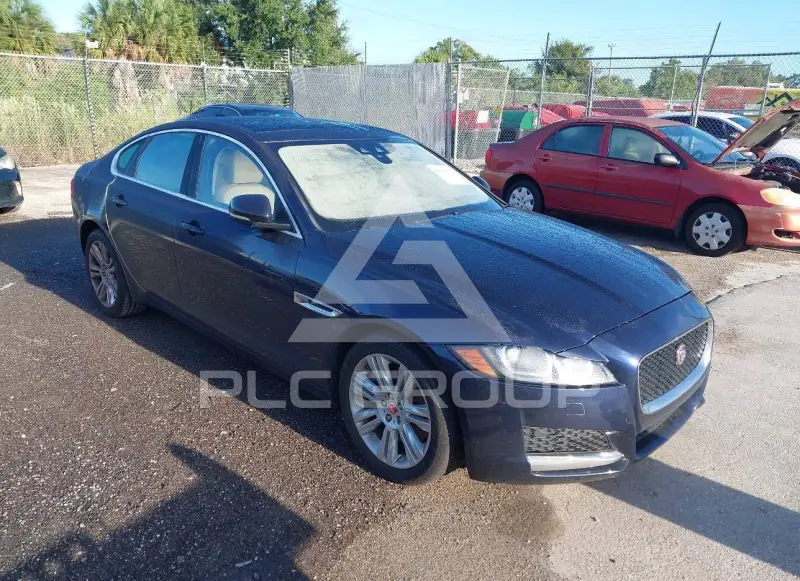 2016 Jaguar XF фото