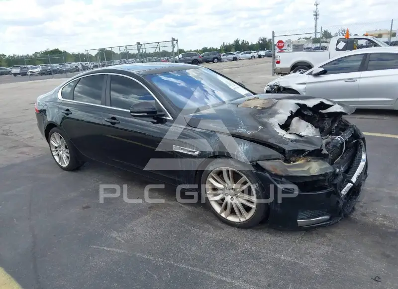 2016 Jaguar XF photo