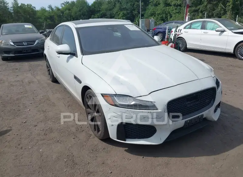 2016 Jaguar XF фото