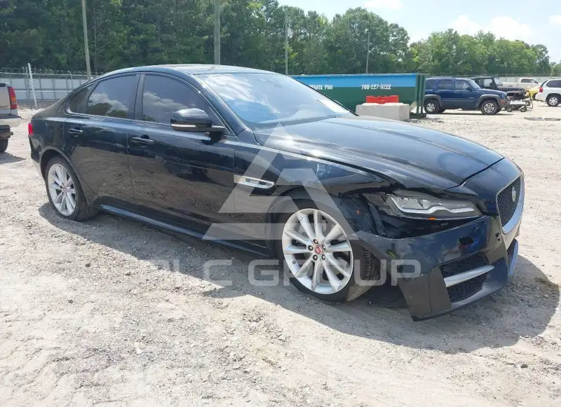 2016 Jaguar XF photo