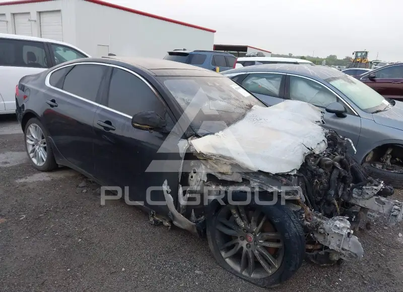 2016 Jaguar XF фото