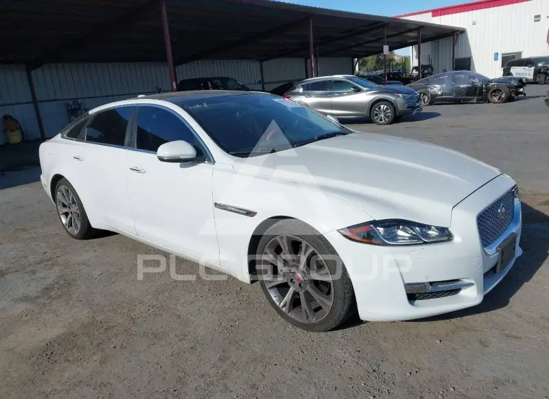2016 Jaguar XJ фото