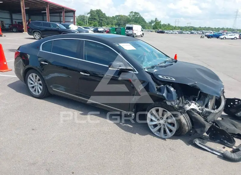 2016 Buick LACROSSE photo