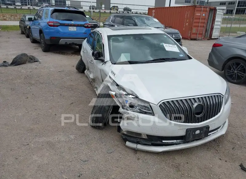 2016 Buick LACROSSE photo