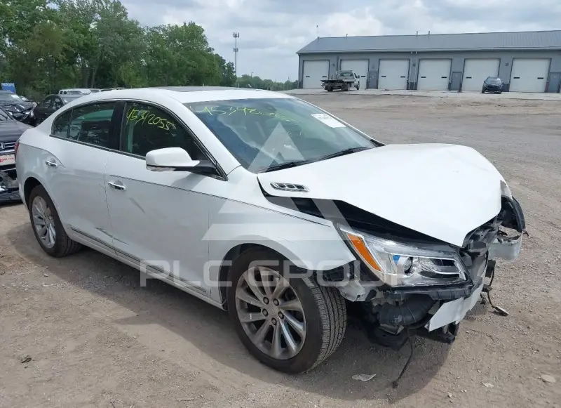 2016 Buick LACROSSE photo