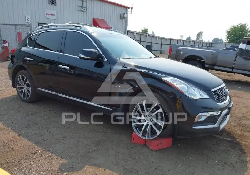 2016 Infinity QX50 photo