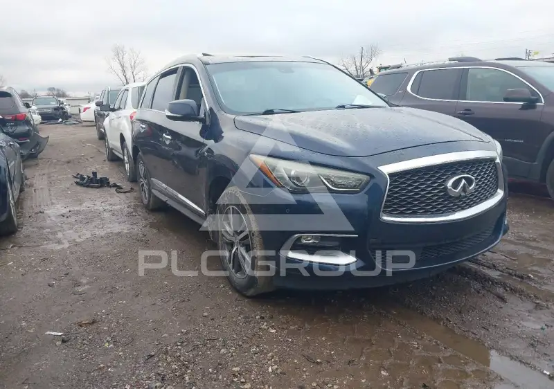 2016 Infinity QX60 photo
