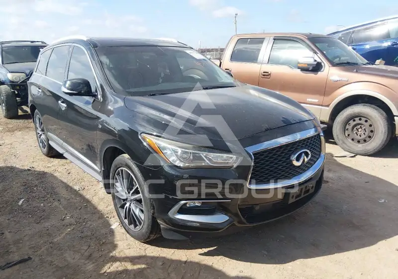 2016 Infinity QX60 photo