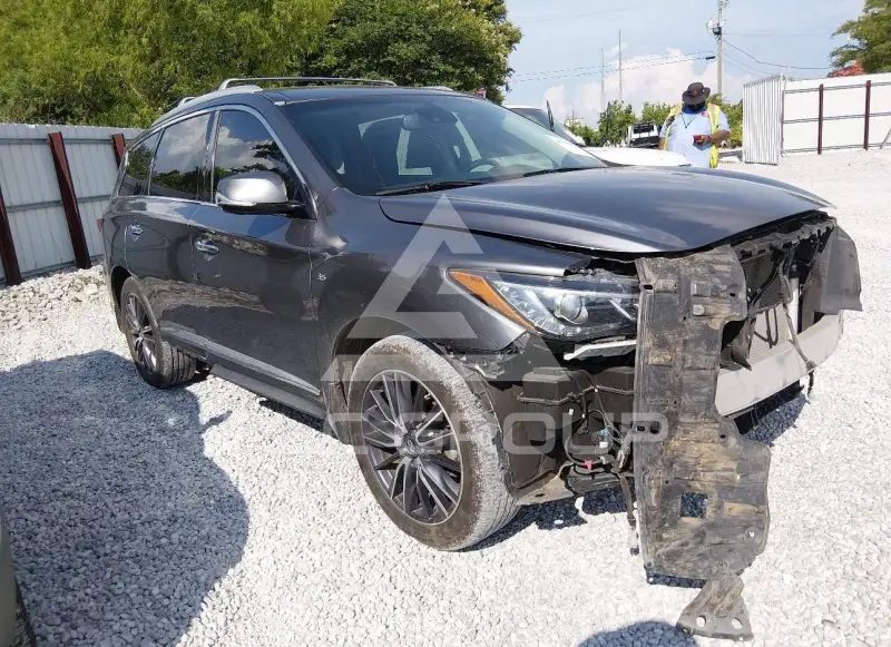 2016 Infinity QX60 photo