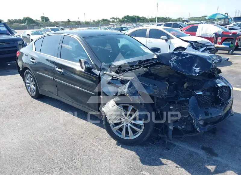 2016 Infinity Q50 фото