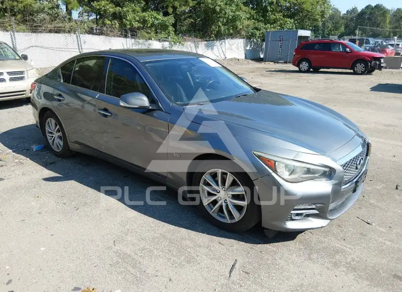 2016 Infinity Q50 photo