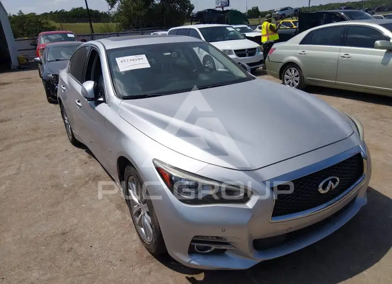 2016 Infinity Q50 фото