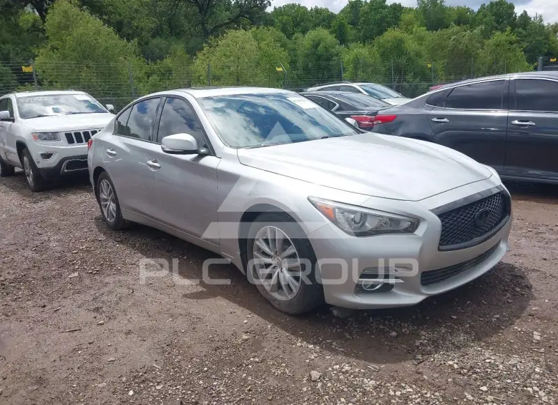 2016 Infinity Q50 фото