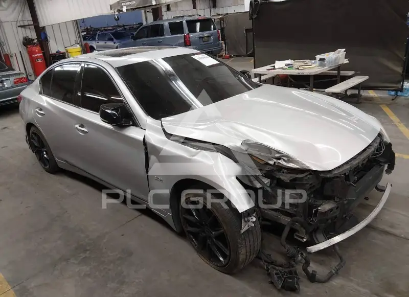 2016 Infinity Q50 фото