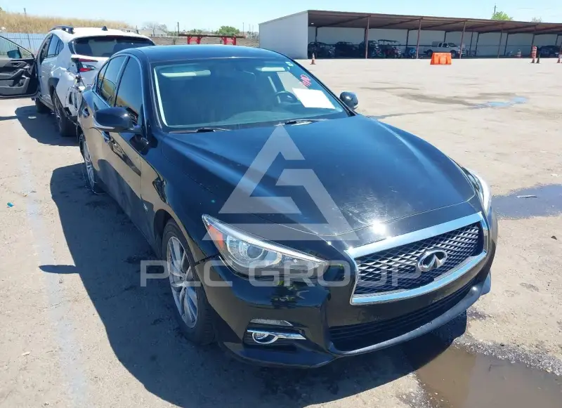 2016 Infinity Q50 фото