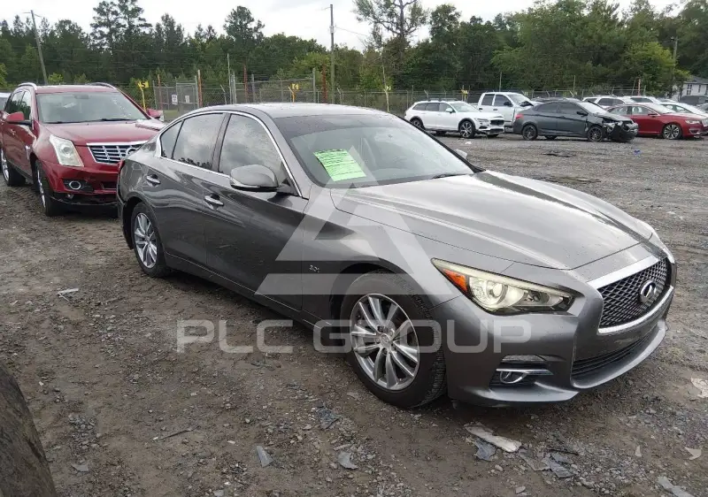 2016 Infinity Q50 фото