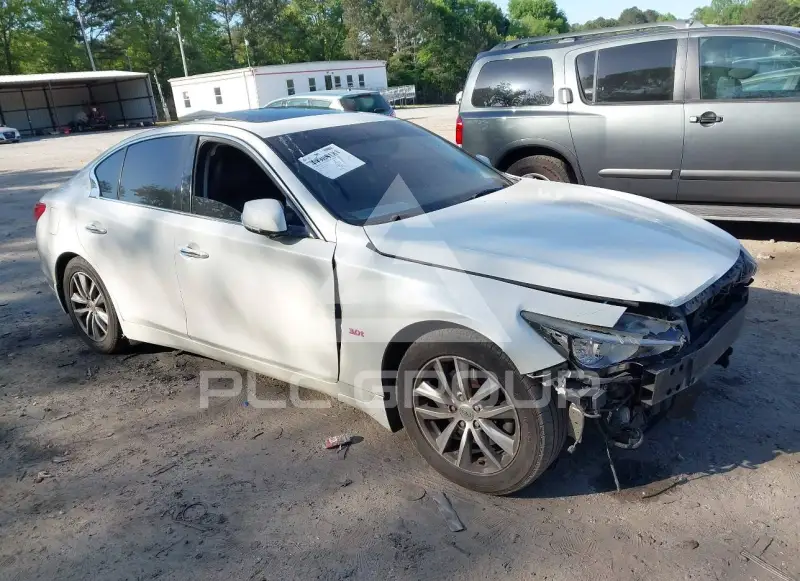 2016 Infinity Q50 photo