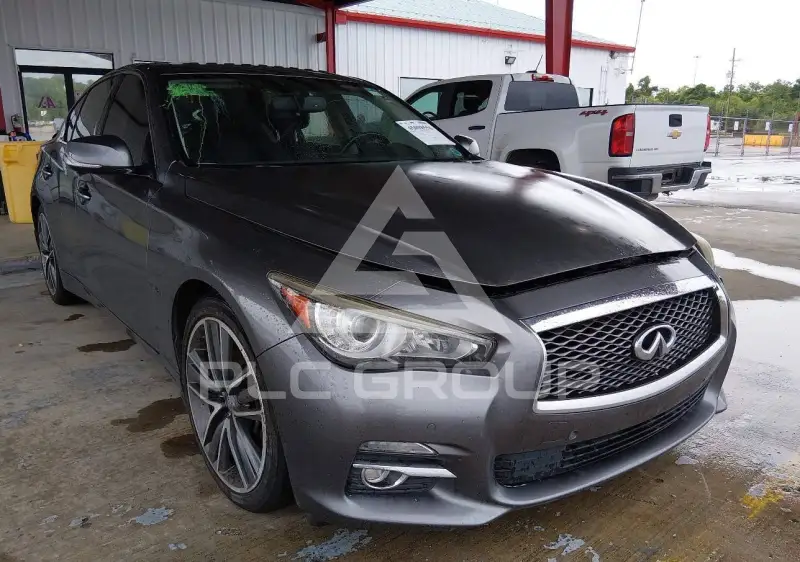 2016 Infinity Q50 фото