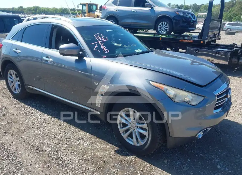 2016 Infinity QX70 фото