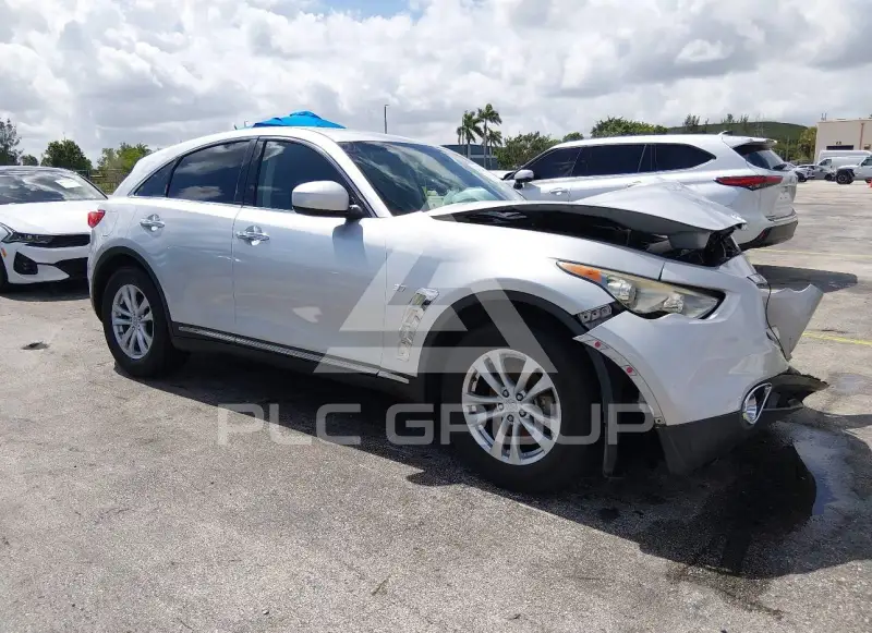 2016 Infinity QX70 фото