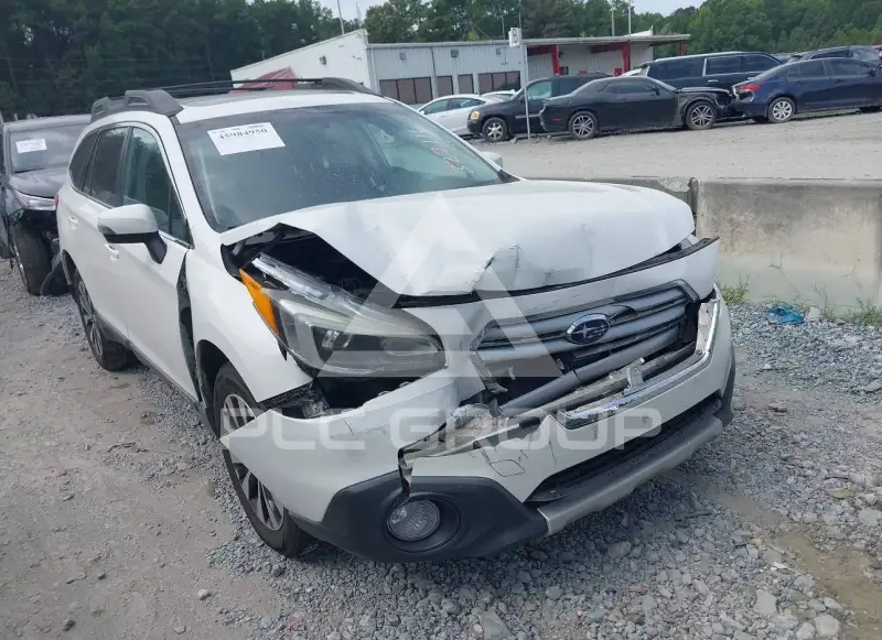 2016 Subaru Outback photo