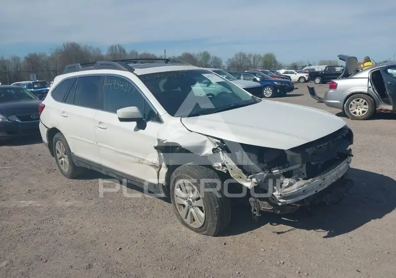 2016 Subaru Outback photo